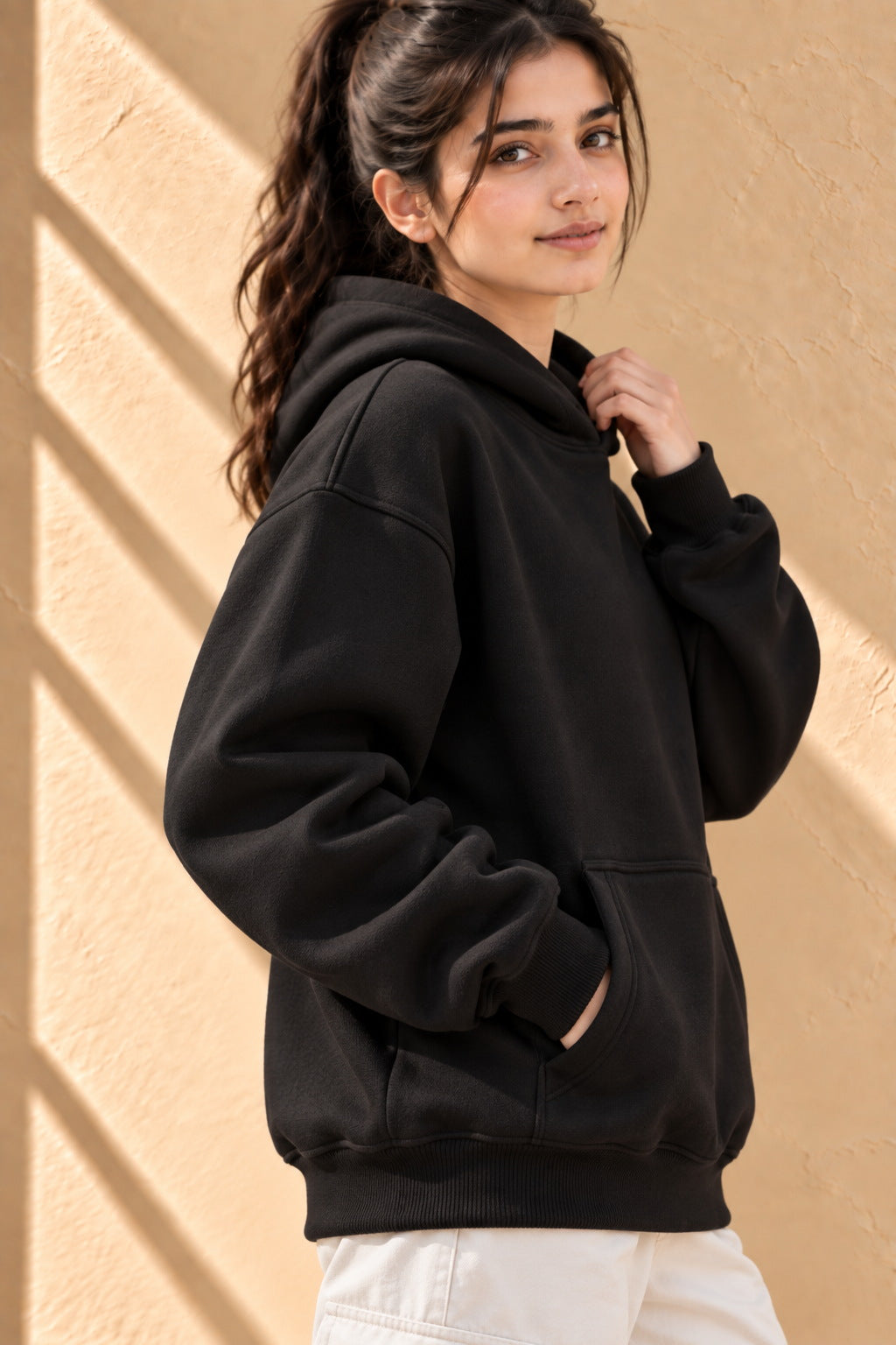 Women’s Basic Oversized Hoodie – Black